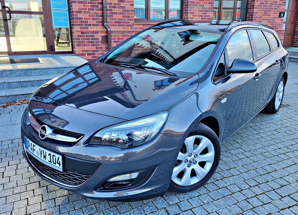 Śliczny Opel Astra 1.4T 2015r*Pólskory*Alu*Led*Navi*Pod Fotele*1właś