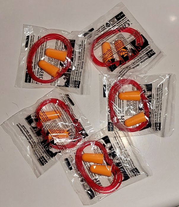 Zatyczki ,stopery,wkładki do uszu