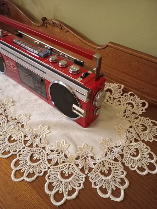 Продам магнитолу Sharp Qt 70