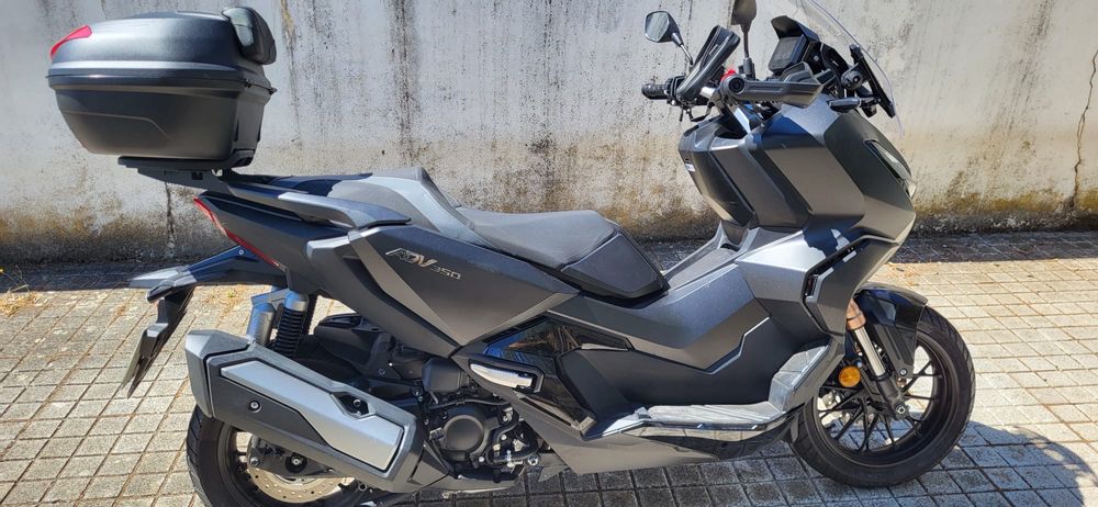 Honda ADV 350 ano de 2024