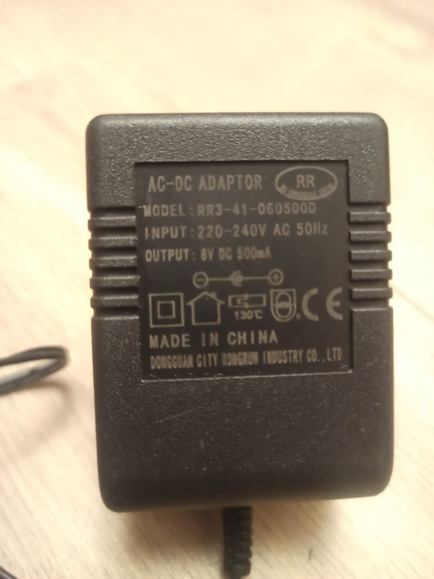 Zasilacz, Adaptor 6V