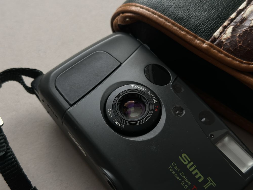 Yashica T4 leica minilux плівкова фотокамера mju ii godak gold