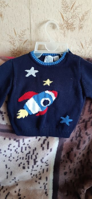 Продам классный свитер фирмы Chicco на мальчика