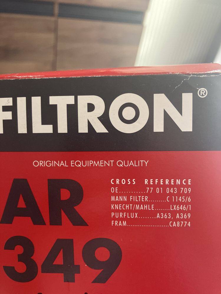 Nowy filtr powietrza AR 349, do Clio II