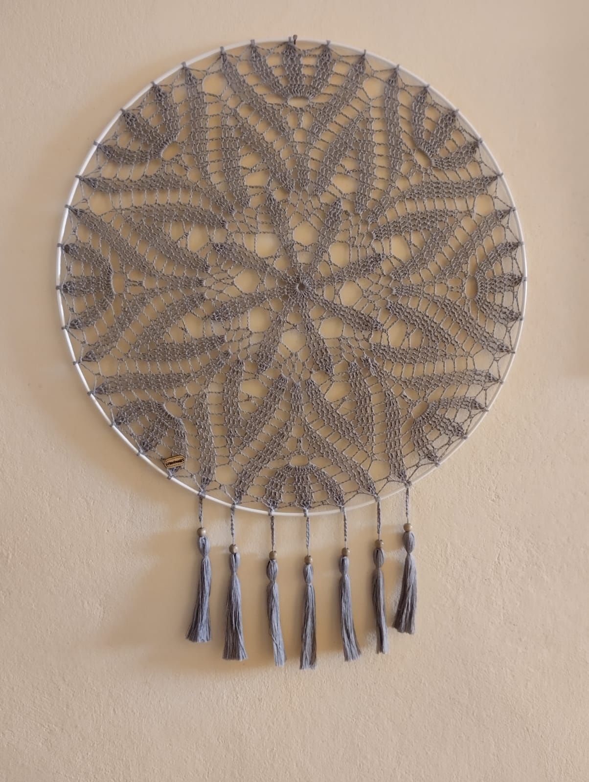 Mandala ręcznie robiona na szydełku