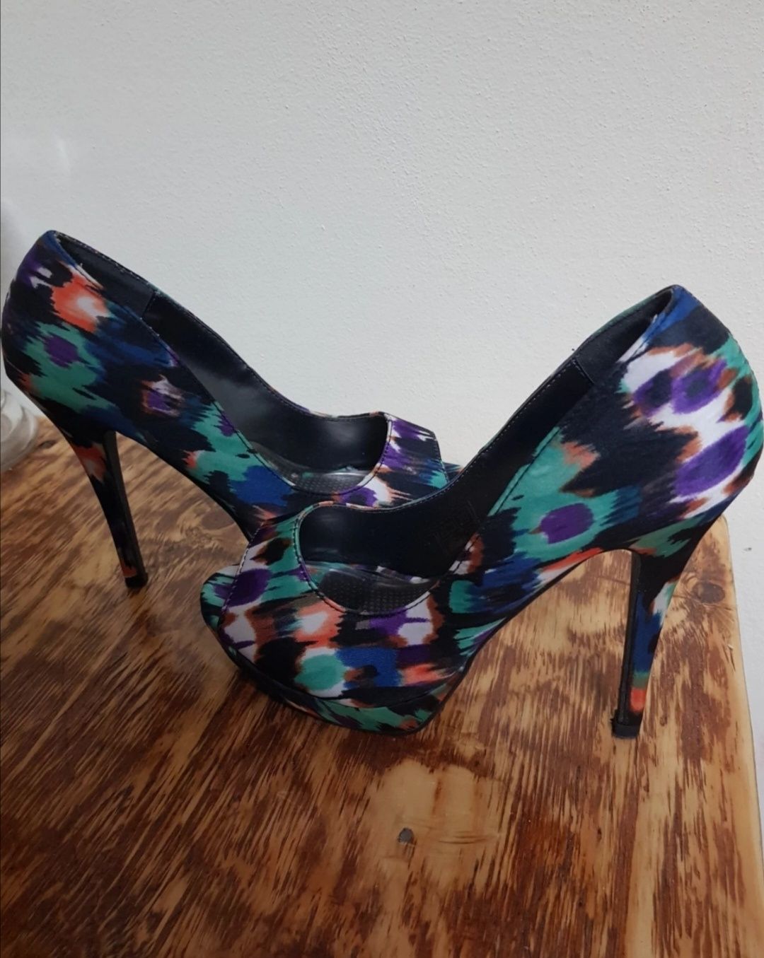 Sapatos salto alto