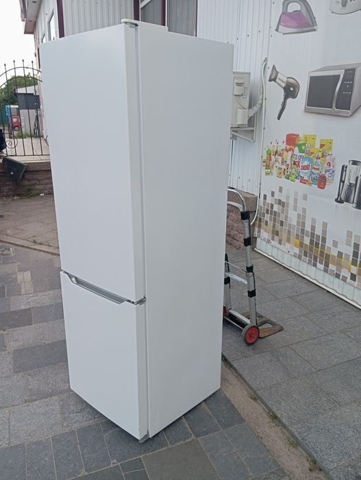 Холодильник Hanseatic 185см из Германии Состояние нового Гарантия