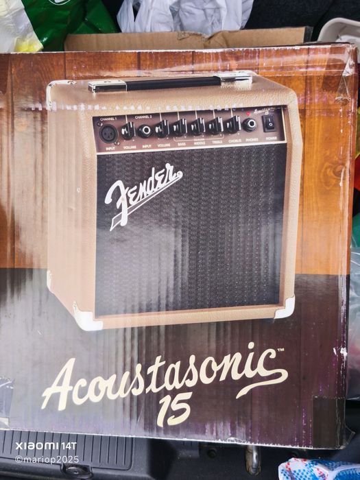 Combo Fender Acoustasonic 15