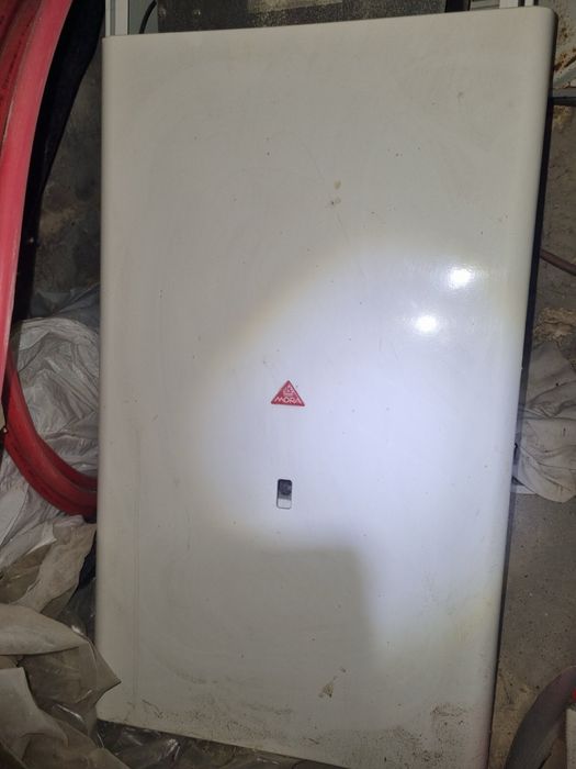 Продам газовый котел Mora
