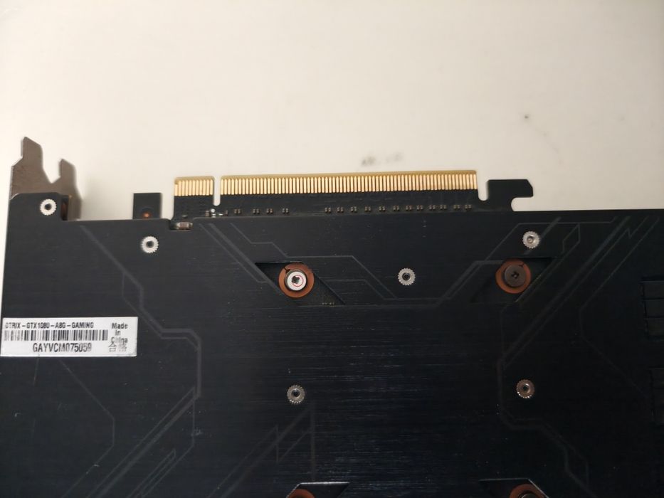 Nvidia GeForce GTX 1080 - Asus ROG Strix