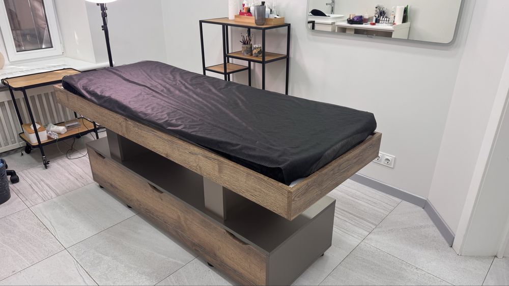 Кушетка для бьюти мастера