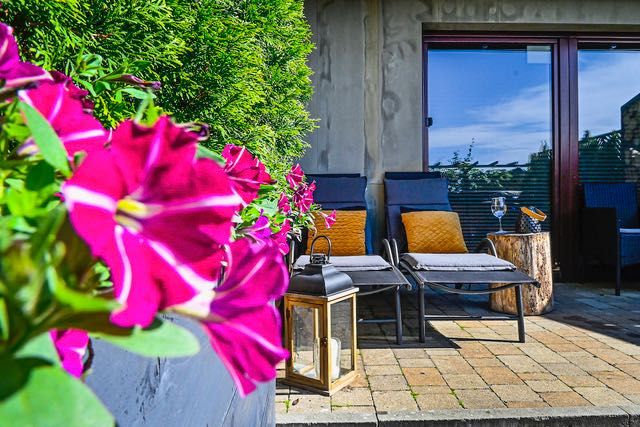 Wakacje Domek GÓRA CHEŁM z gorącym jacuzzi ,SAUNA,grota solna,gril