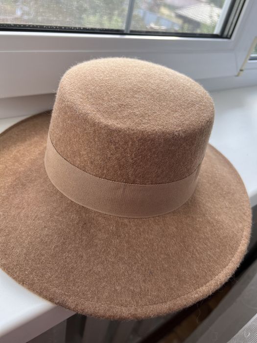 Шляпа Zara на осень/весну