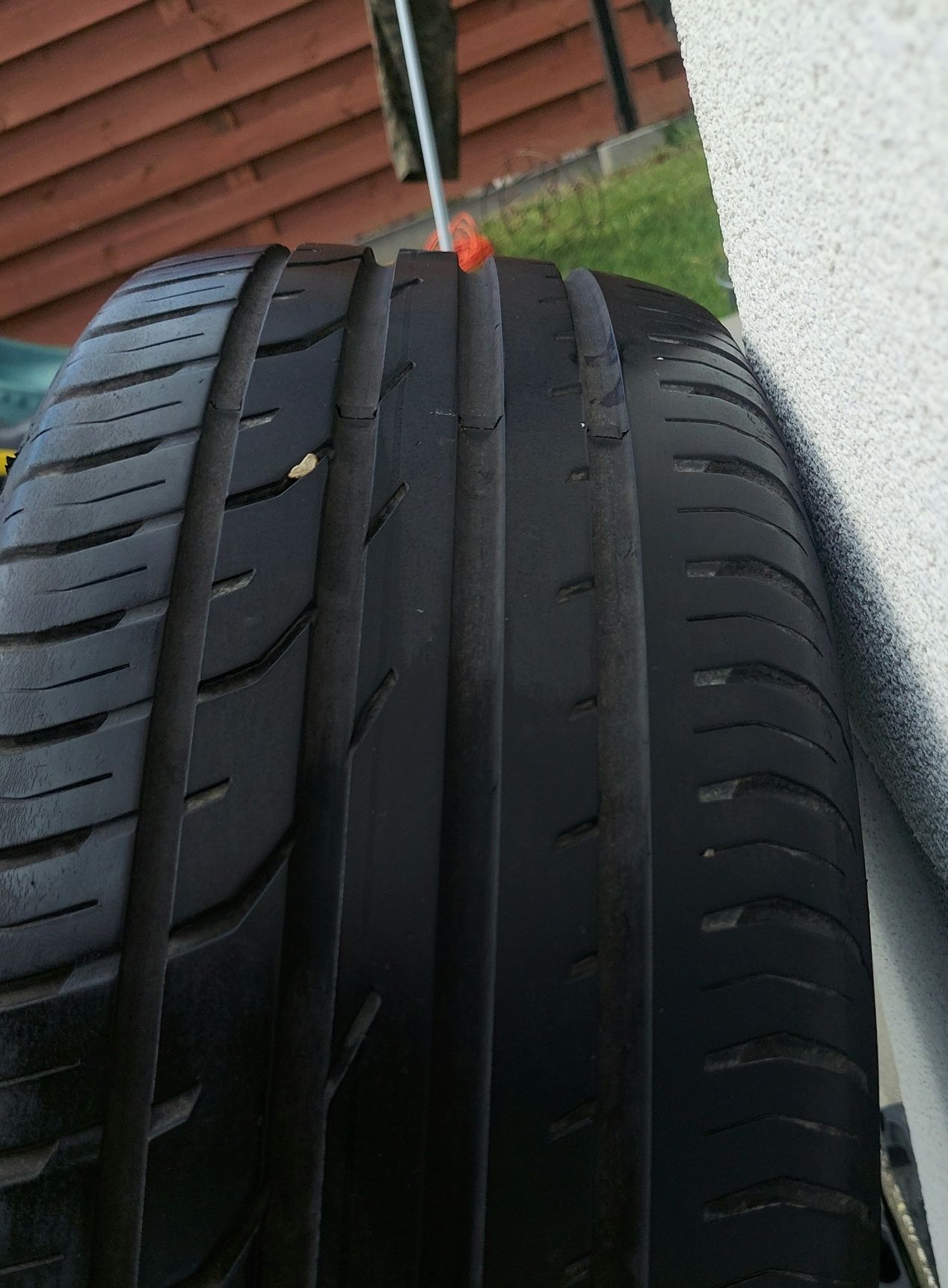 Opony Continental 215/55 r18