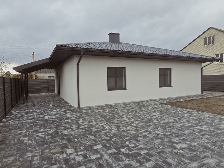 Новозбудований будинок. Зроблено ремонт!