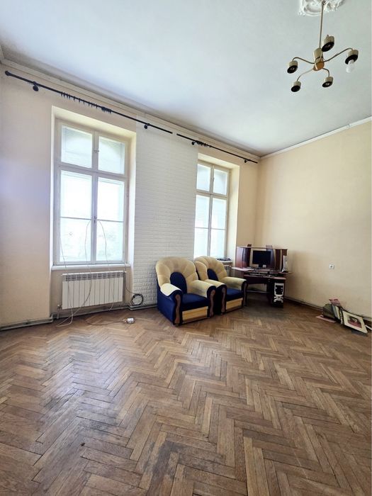 ЦЕНТР! Здам 2х кімнатну, р-н РЕЗИДЕНЦІЇ ЧНУ, МІСЦЕ ПІД АВТО, газ котел