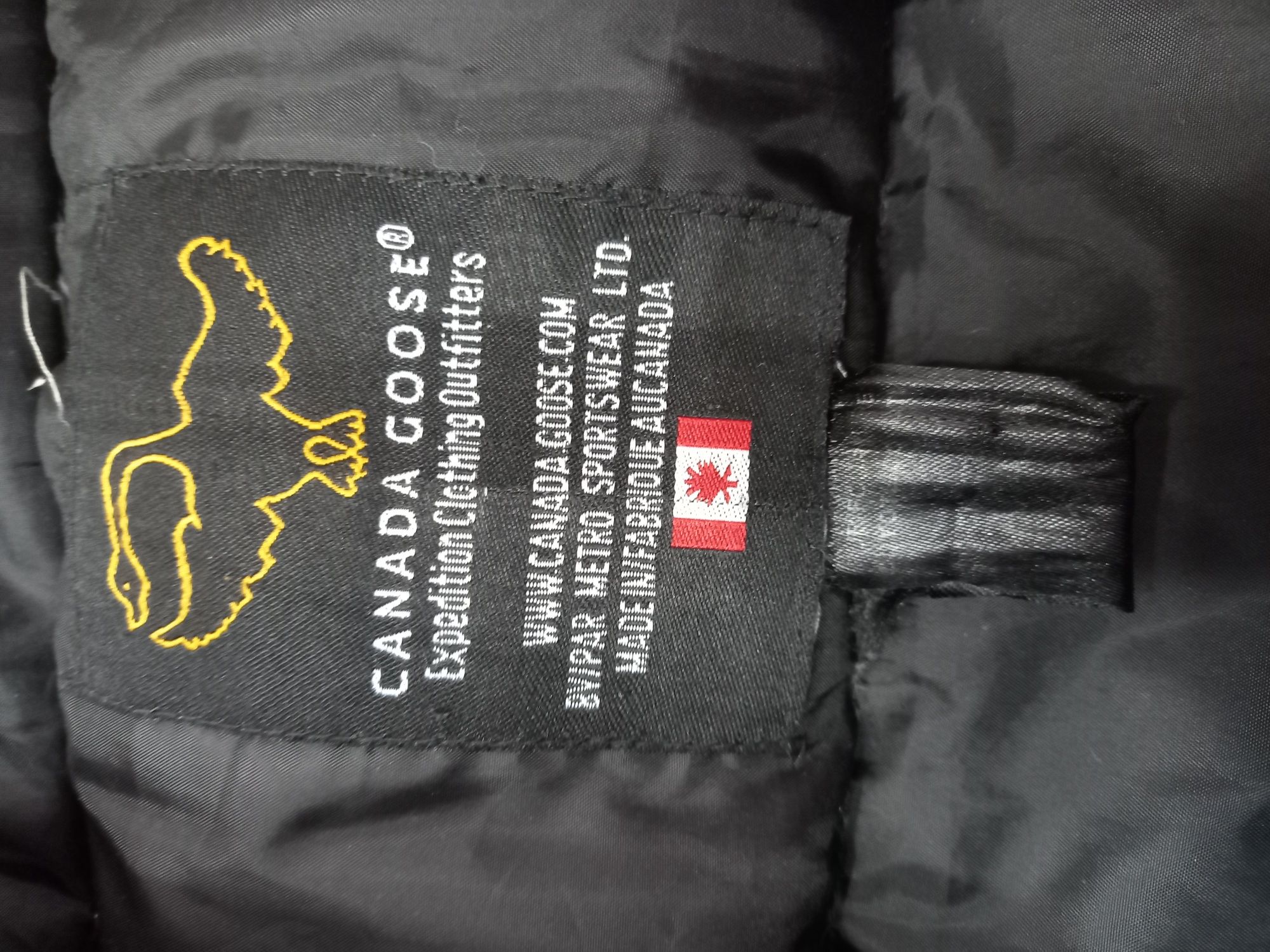 Bezrekawnik Canada Goose