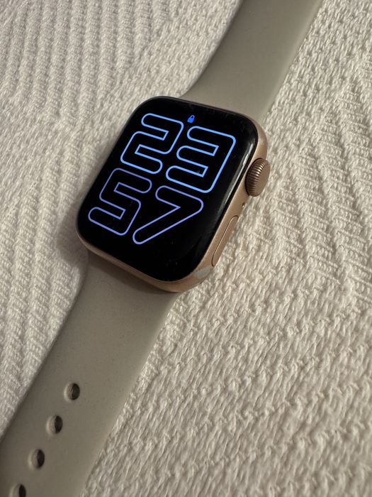 Relógio Apple Watch SE