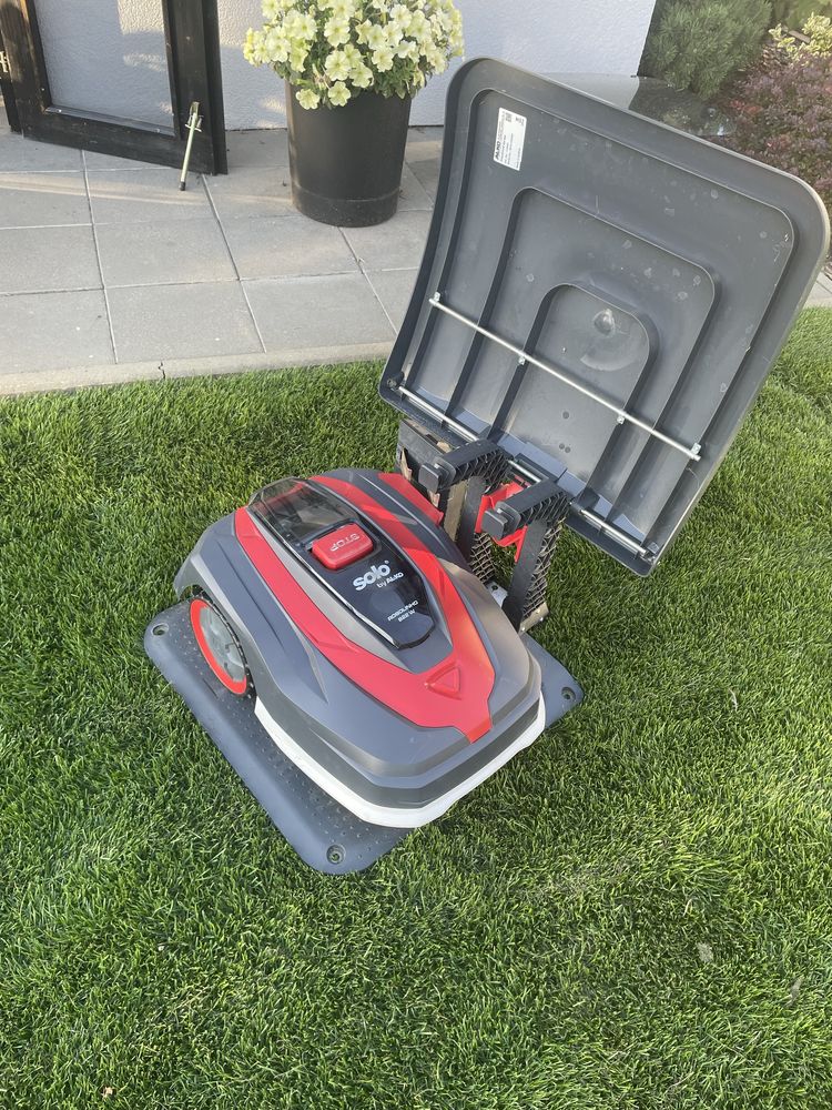 Robot koszący solo byAL-KO 822W