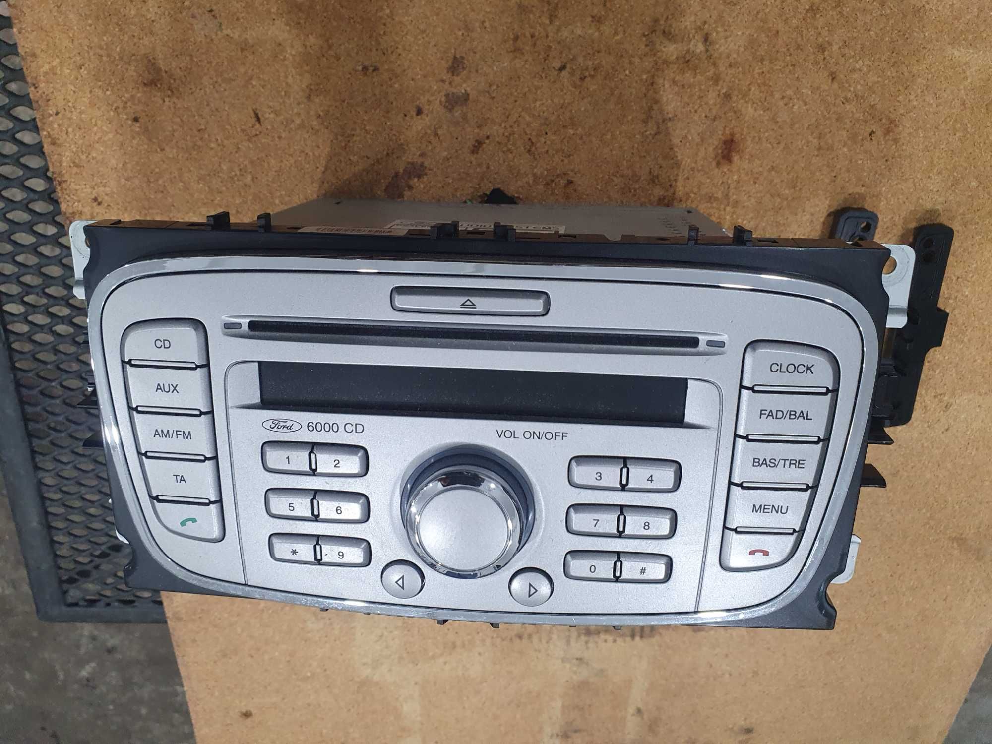 Radio 2-din oryginalne Ford Focus mk2 lift sprawne