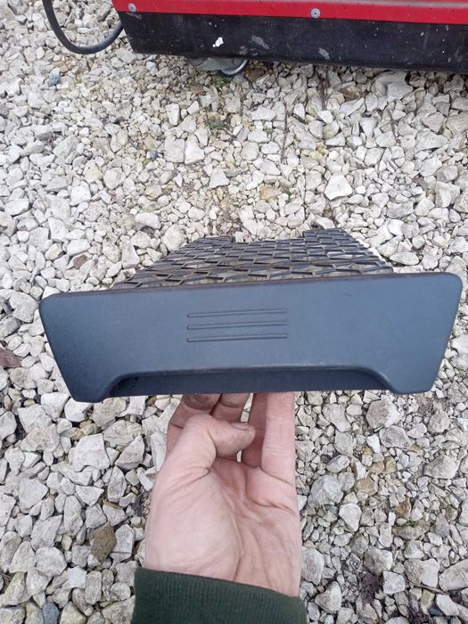 Schowek szuflada wysuwany półka na dokumenty Renault master Opel Movan