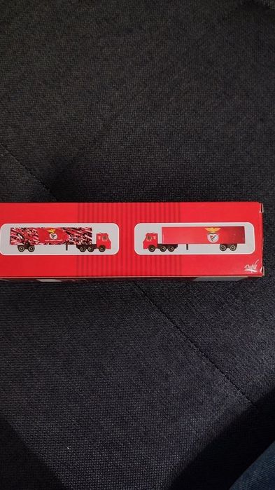 Camião miniatura do Benfica na caixa (produto oficial)