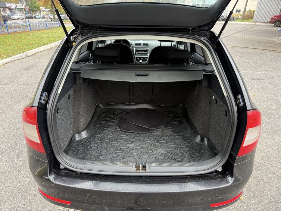 Продам автомобіль шкода актавія A5