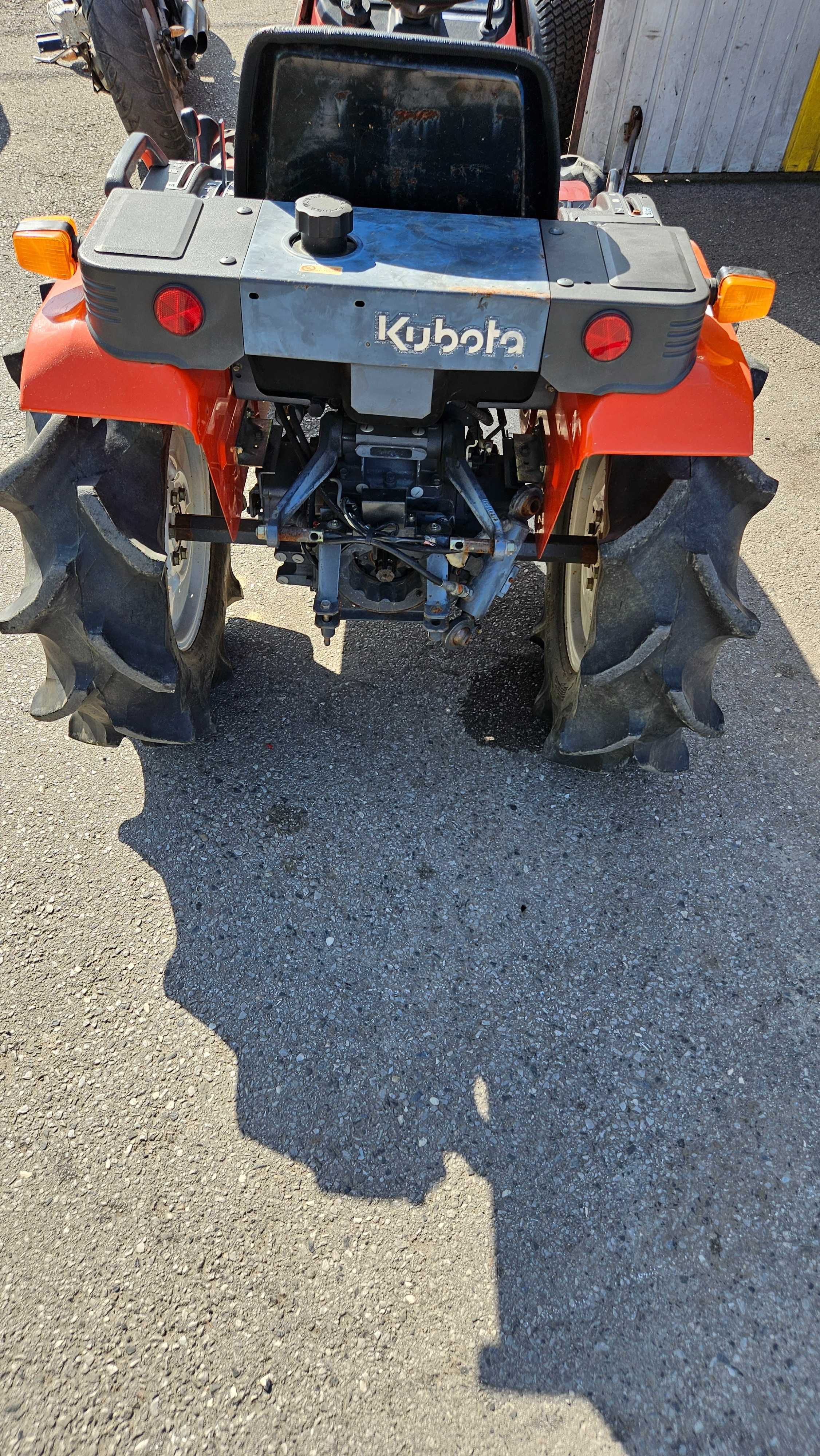 Traktor Kubota AstePal A14