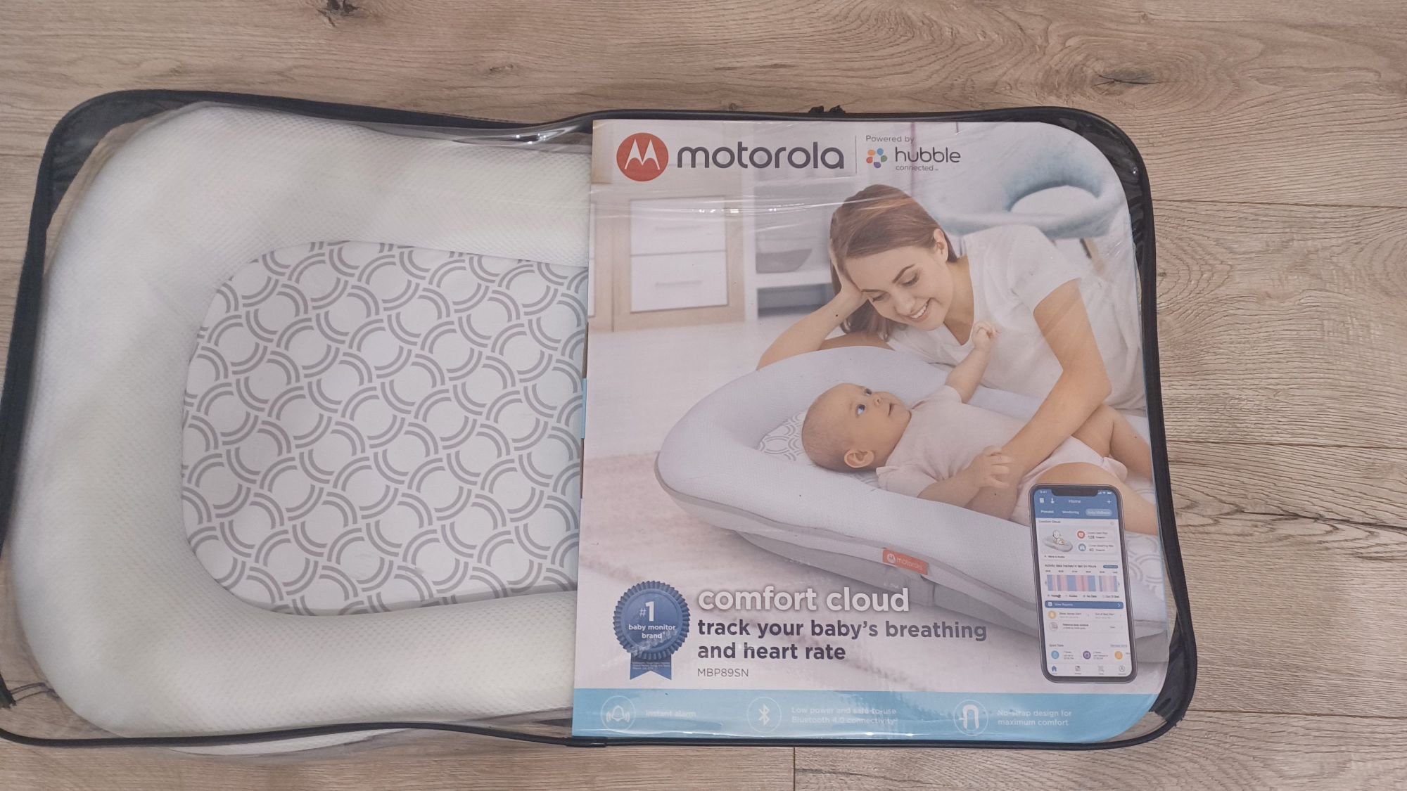 Mata monitorem oddechu Motorola  comfort cloud baby