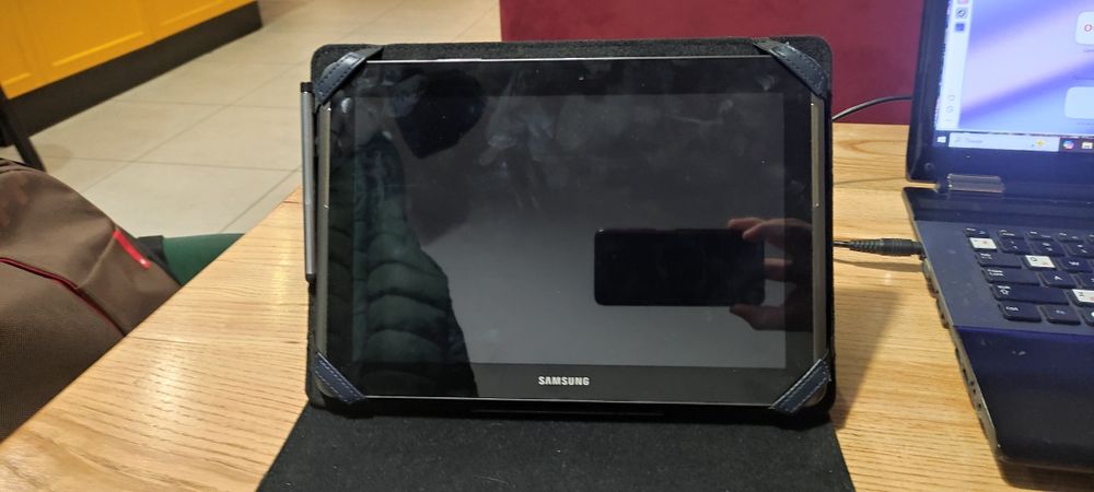 Продам планшет Samsung tab 2