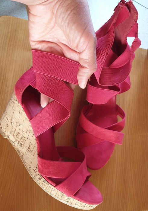 Sandálias vermelhas