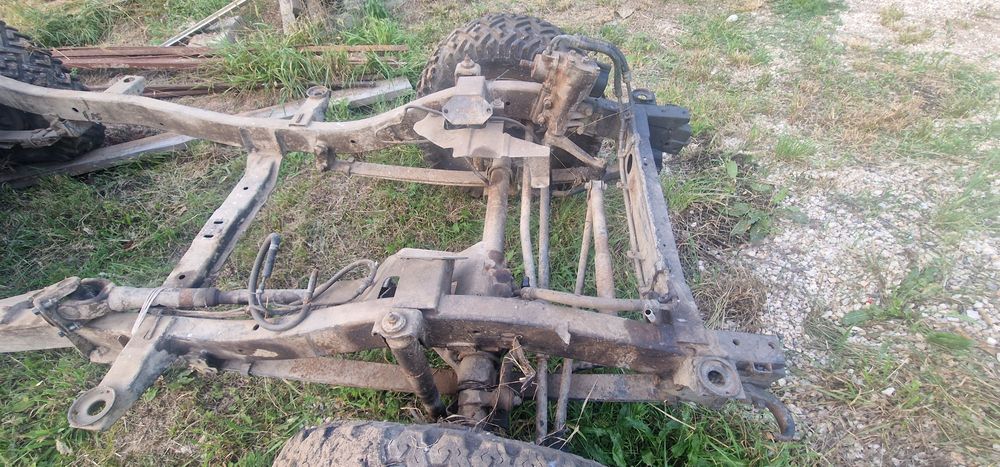 Części Rama Daihatsu Rocky