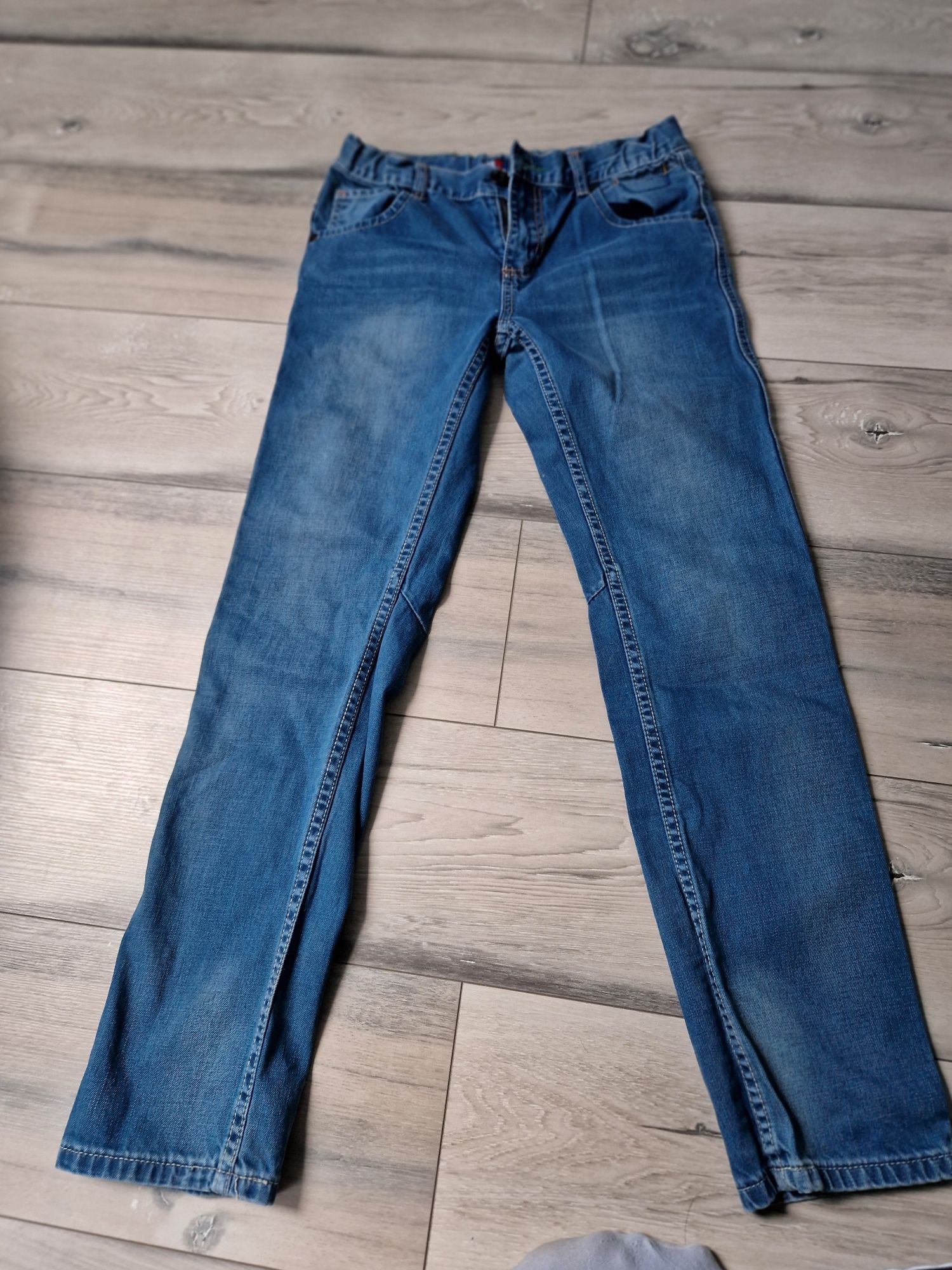 Spodnie jeansowe 158 dla chłopca