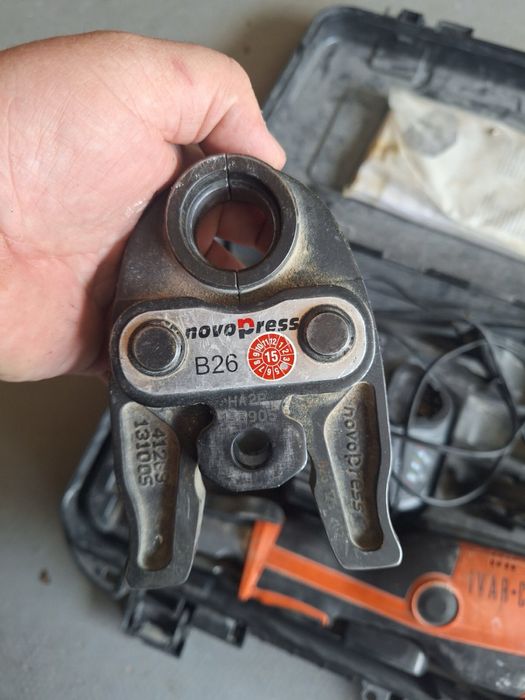 Продам прес для металопластикових труб