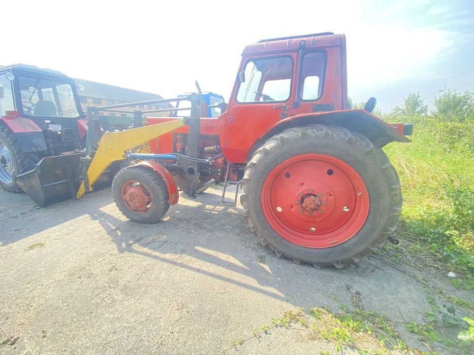 МТЗ 82. 1986 з фронтальним навантажувачем