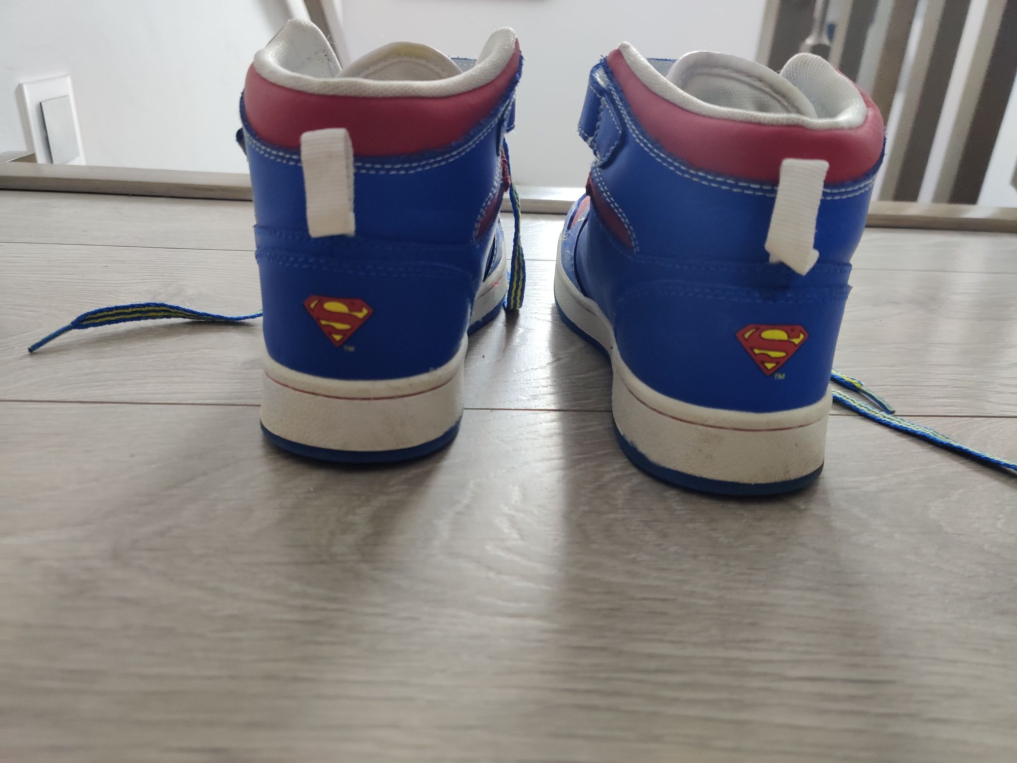 Buty Superman rozmiar 34