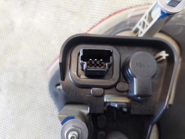 Farolim esquerdo RENAULT Fluence (L30_)