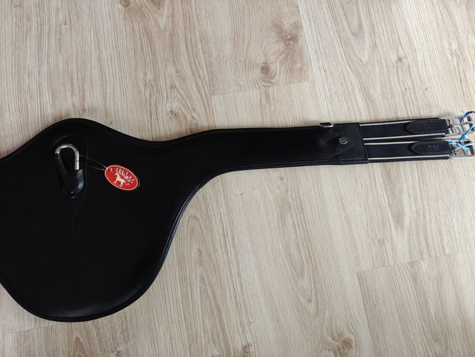 Popręg skórzany z fartuchem Cheval  140cm czarny