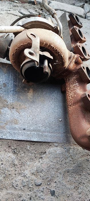 Турбина  на BMW E39 3.0 турбодизе bmw x5