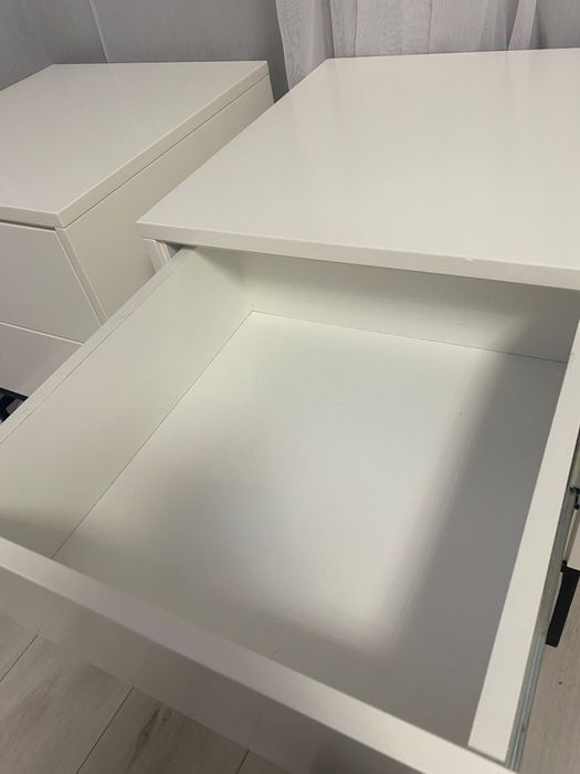 Szafki nocne w bardzo dobrym stanie