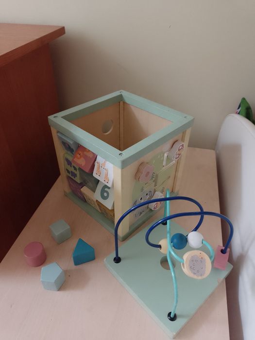 Kostka edukacyjna 18m-cy+