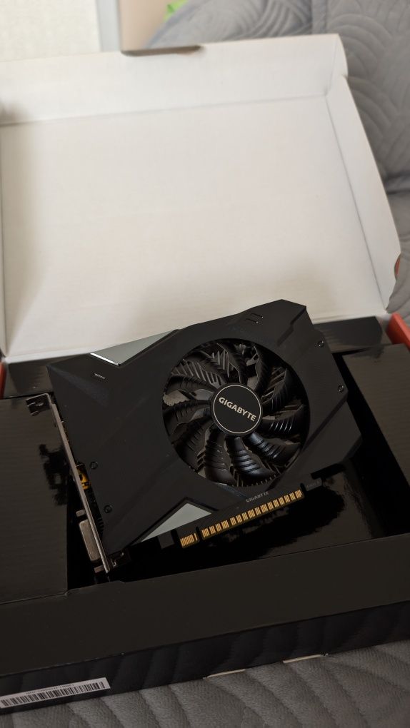 Видеокарта Gigabyte PCI-Ex GeForce GTX 1650 D6 OC 4GB GDDR6