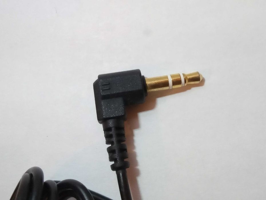 Петличный микрофон Sony от кассетного плеера Sony TCM-200DV