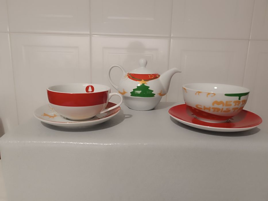 Conjunto Bule e 2 Chavenas Chá Natal. Novo