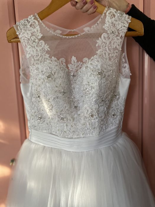 Весільня сукня, як новенька