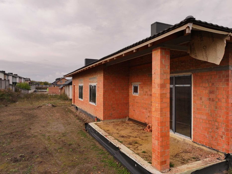 Продам будинок 180м2 на 8 сотках в Рівному, Район Спектруму (Райський)