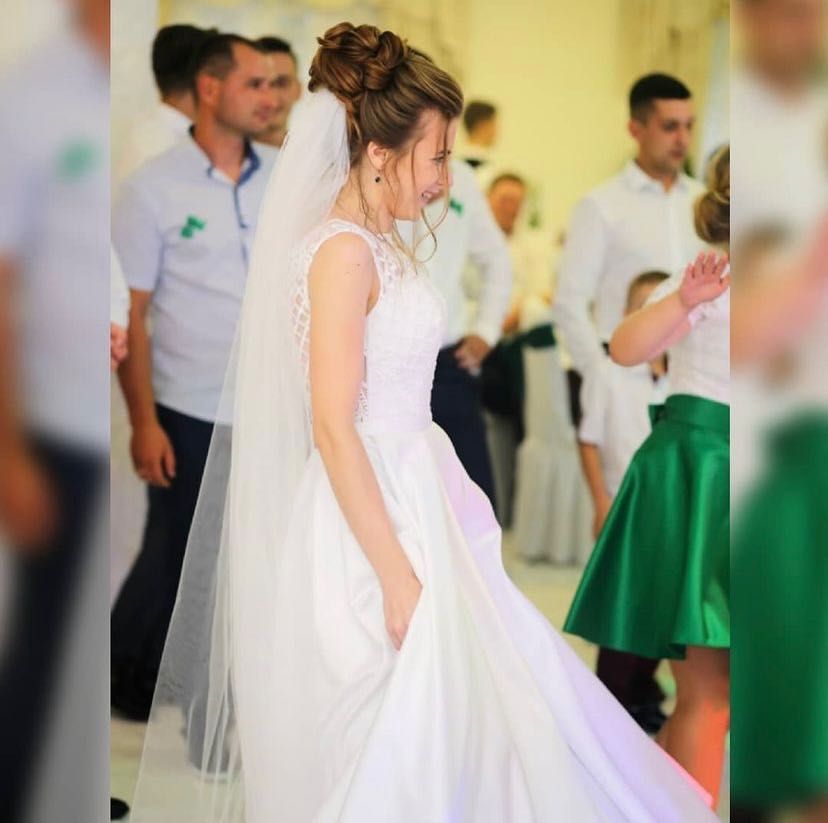Ніжна весільна сукня від Cinderella Wedding Dress