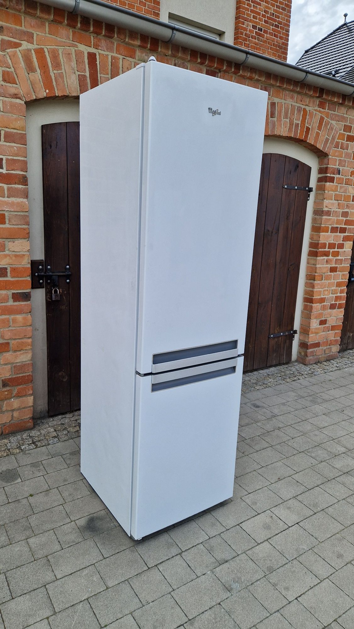 Lodowka  LG Whirlpool  z gwarancij mozliwe transport