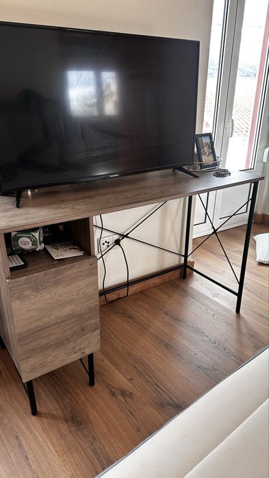 Escrivaninha para escritorio ou quarto