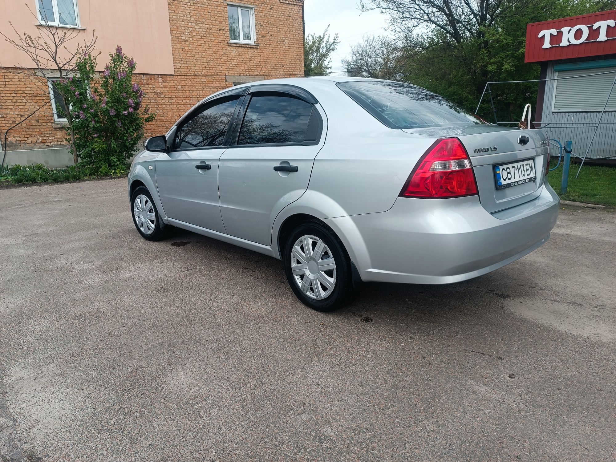 CHEVROLET AVEO Avtomat 1,5l Gaz A/C ( ridna farba nefarbovana 2006 )